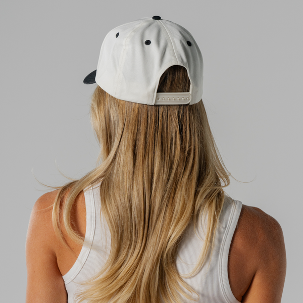 The HydroJug Hat U2